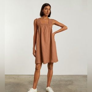 NWT Everlane Smocked Linen Dress in Tawny Brown - Size M